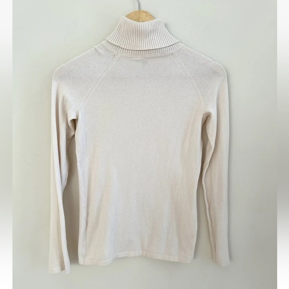 B.P. Turtleneck Sweater Top In Cream White, Size Juniors Size S - Picture 4 of 5